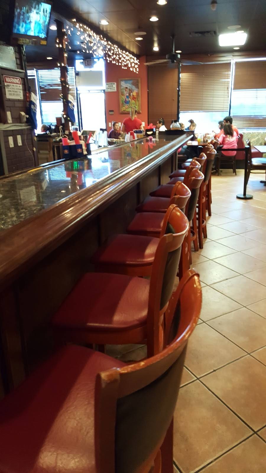 Centro America Restaurant | restaurant | 6135 W Sahara Ave #6, Las Vegas, NV 89146, USA | 7026447300 OR +1 702-644-7300