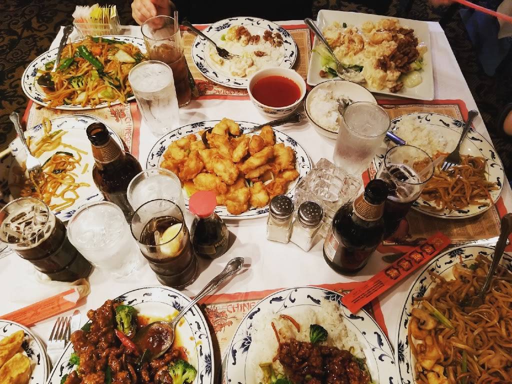 Emperor of China | restaurant | 1010 E Brady St, Milwaukee, WI 53202, USA | 4142718889 OR +1 414-271-8889