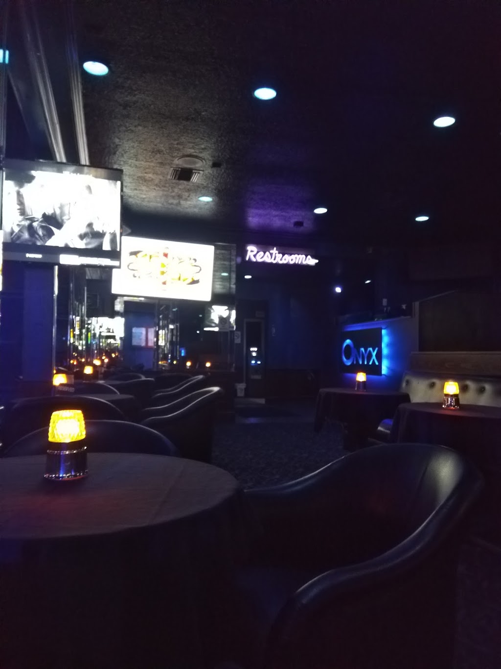 Club ONYX Houston | restaurant | 3113 Bering Dr, Houston, TX 77057, USA | 7137850444 OR +1 713-785-0444