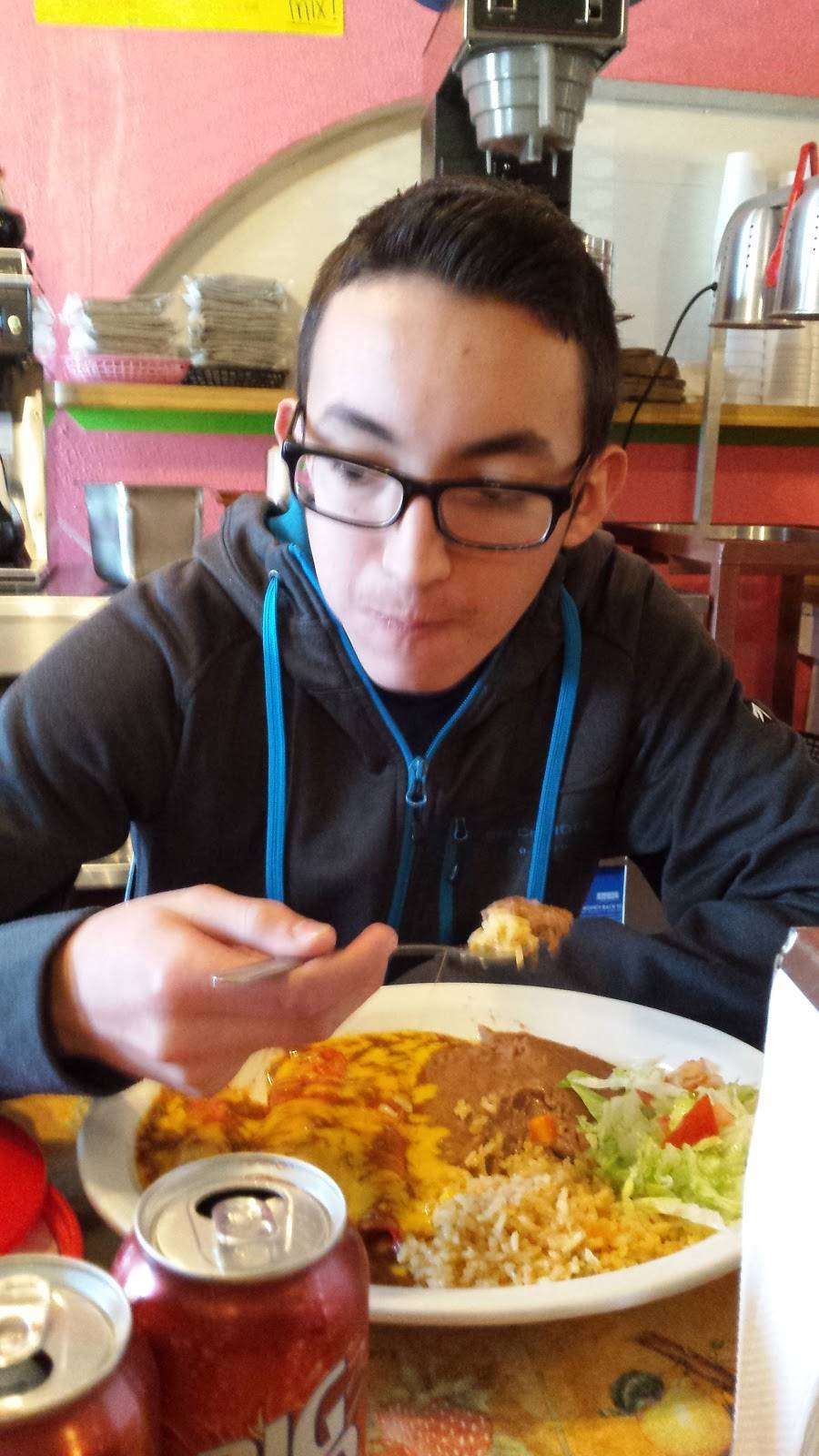 Noras Mexican Restaurant | restaurant | 2906 Mission Rd, San Antonio, TX 78214, USA | 2109320068 OR +1 210-932-0068