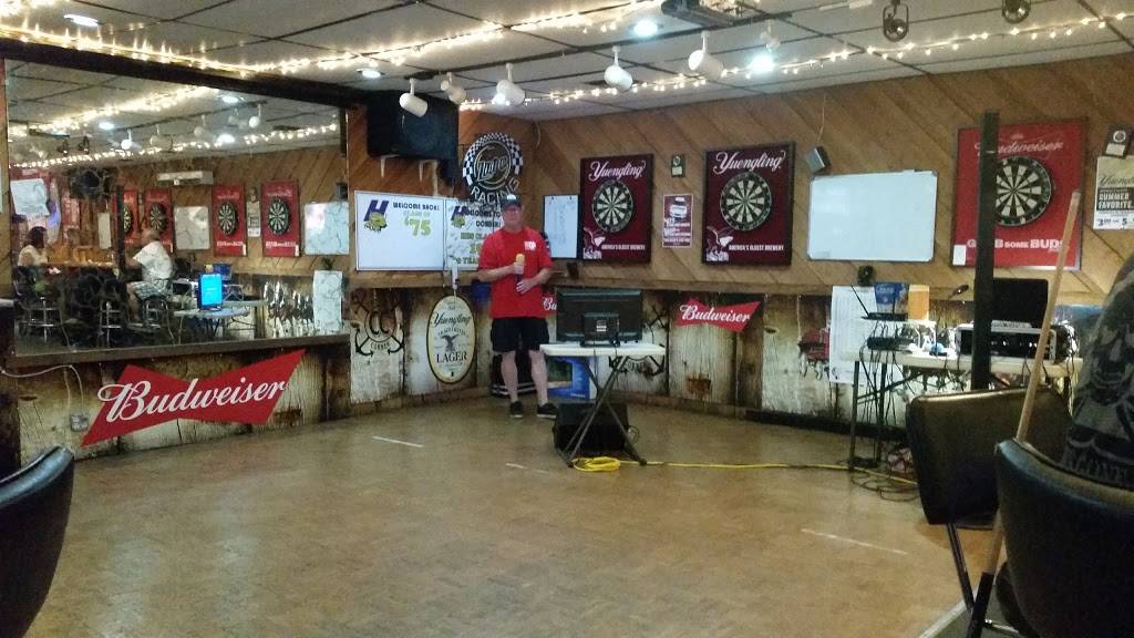 Captains Corner | restaurant | 1691 E Jefferson St, Brooksville, FL 34601, USA | 3527991987 OR +1 352-799-1987