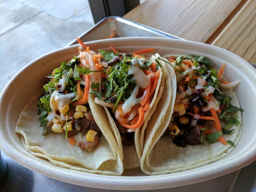 Cross Roast BBQ | restaurant | 401 S Magnolia Ave, Anaheim, CA 92804, USA | 7142365766 OR +1 714-236-5766