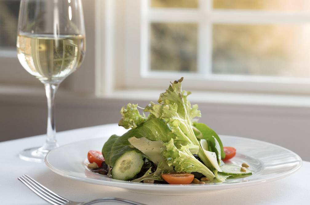 Oak & Grain | restaurant | 853 Pleasant St Suite D, New London, NH 03257, USA | 6038734833 OR +1 603-873-4833