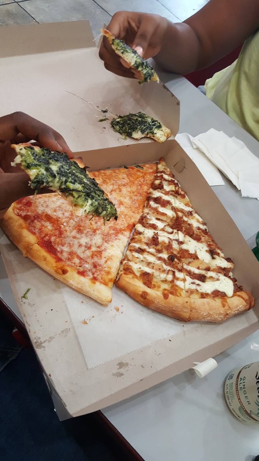 Jerome Pizza Pasta | restaurant | 21 Bedford Park Blvd, Bronx, NY 10468, USA | 7189333455 OR +1 718-933-3455