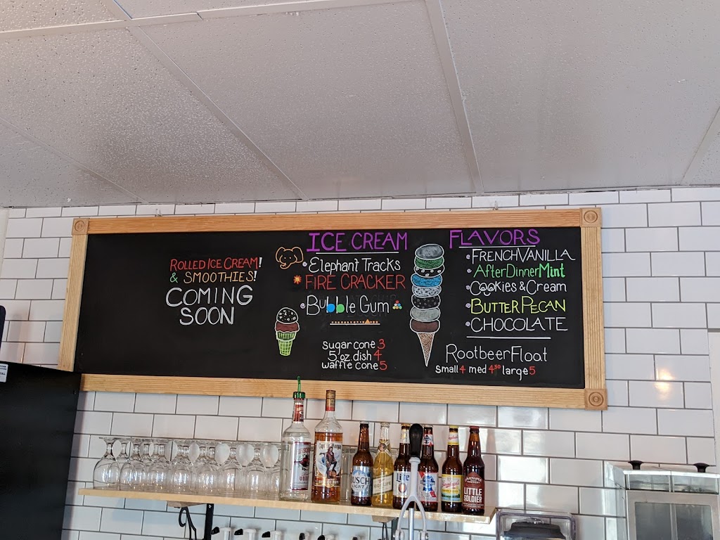 The Ahnapee Creamery & Cafe | cafe | 831 Main St, Luxemburg, WI 54217, USA | 9208950025 OR +1 920-895-0025