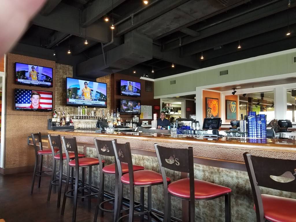 Chilis Grill & Bar | meal takeaway | 3401 Dale Rd, Modesto, CA 95356, USA | 2095265985 OR +1 209-526-5985