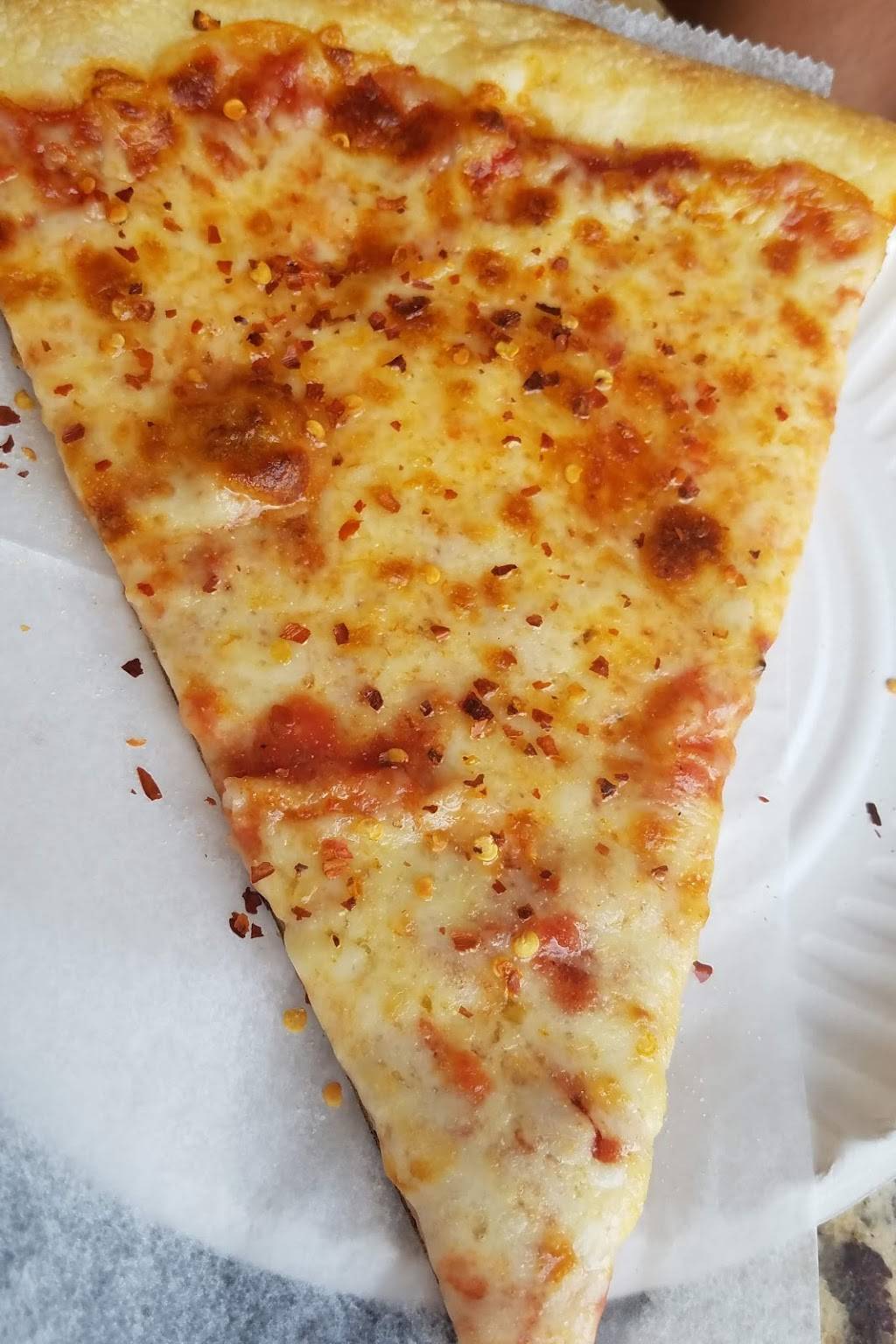 Freddys Pizzeria | restaurant | 1266 150th St, Whitestone, NY 11367, USA | 7187674502 OR +1 718-767-4502