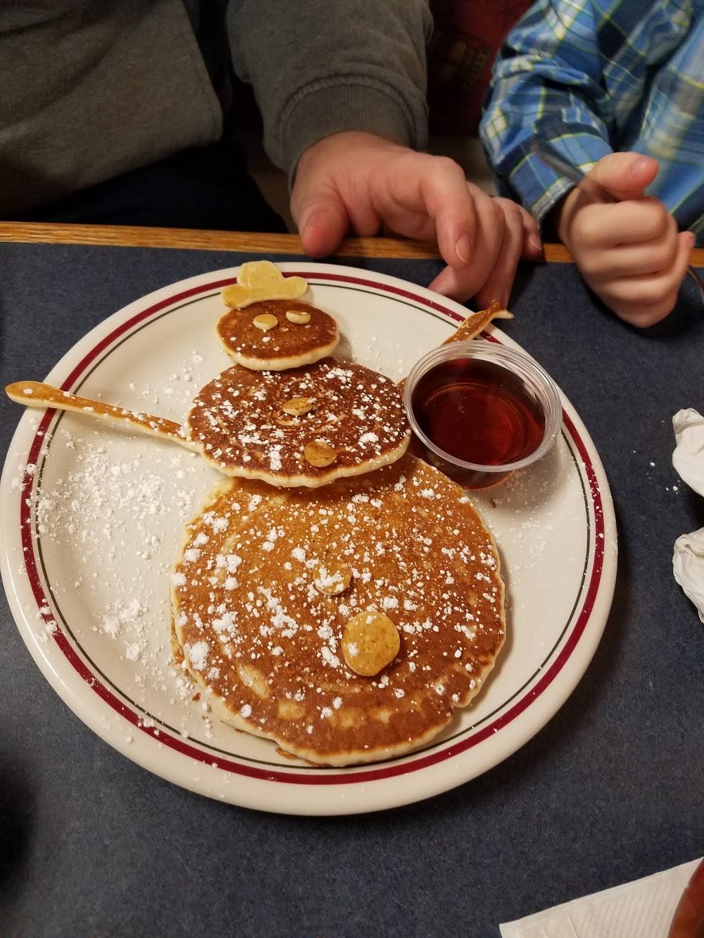 The Iron Skillet | restaurant | 165 Everett St, Bryson City, NC 28713, USA | 8284884766 OR +1 828-488-4766