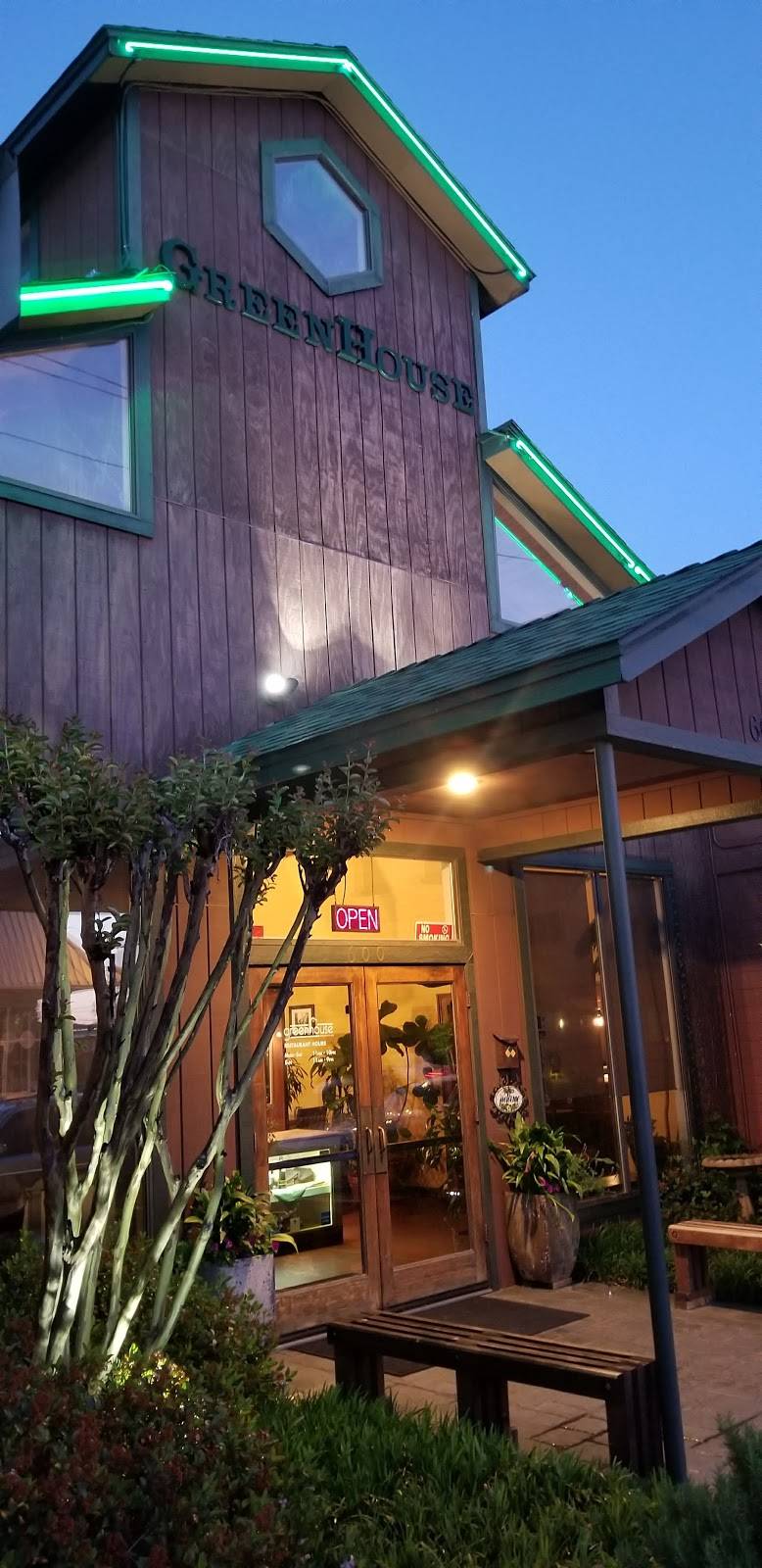 Greenhouse Restaurant | restaurant | 600 N Locust St, Denton, TX 76201, USA | 9404841349 OR +1 940-484-1349