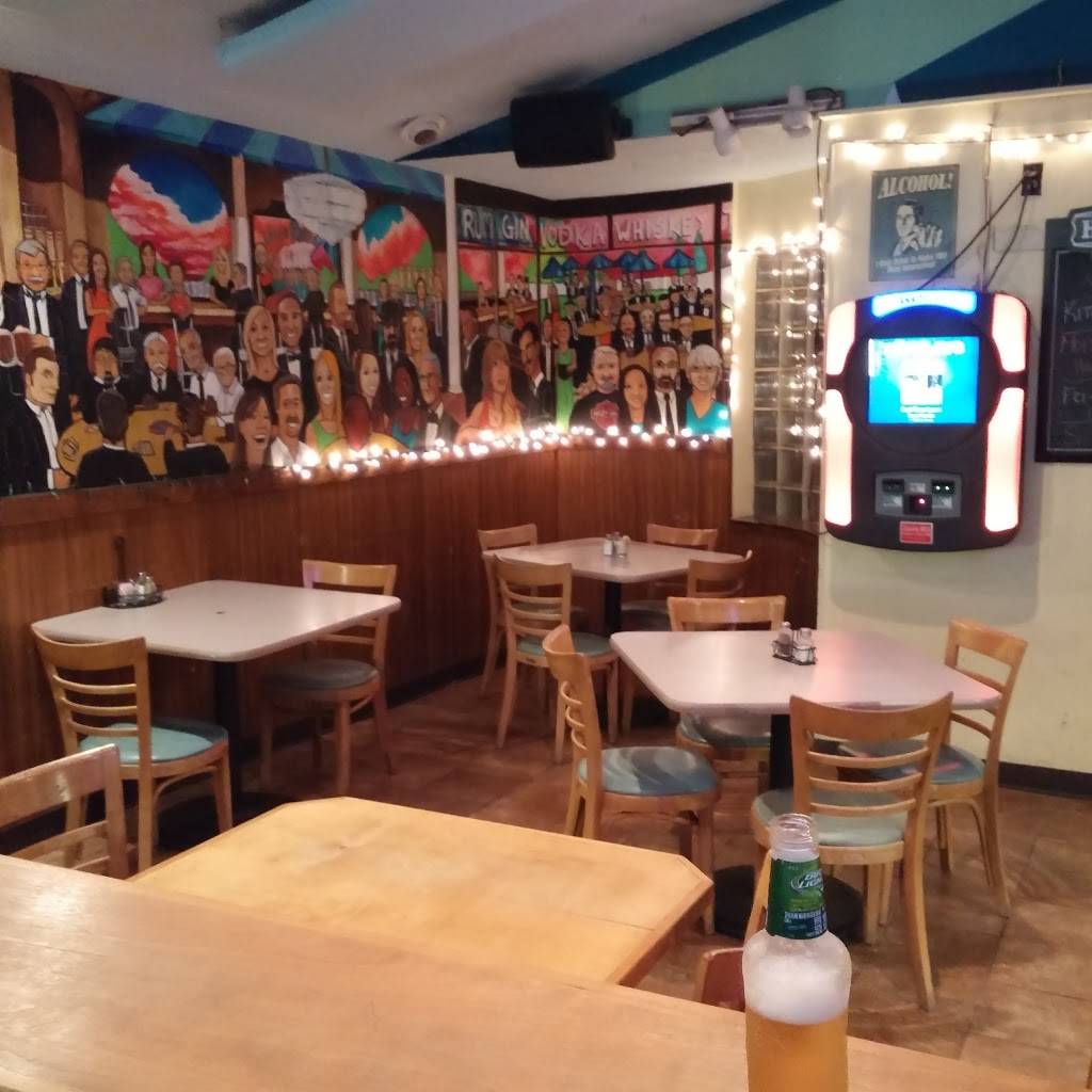 Uncs Patio Lounge | night club | 10584 E Washington St, Chagrin Falls, OH 44023, USA | 4405432799 OR +1 440-543-2799