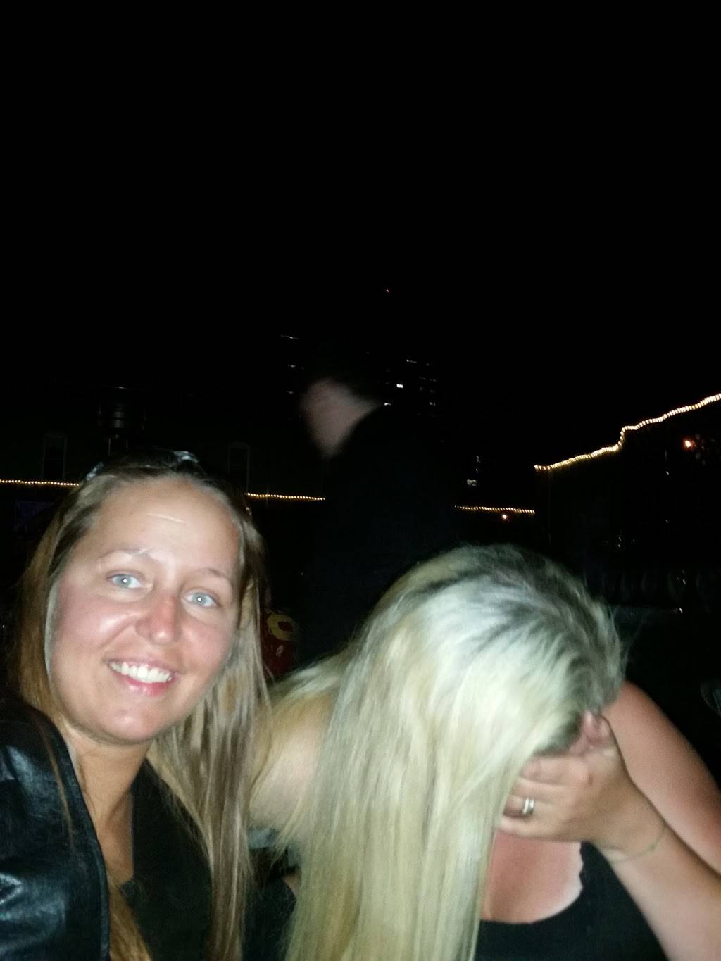 Rileys Main Street Lounge | night club | 1043 E Main St, Radford, VA 24141, USA | 5407311796 OR +1 540-731-1796