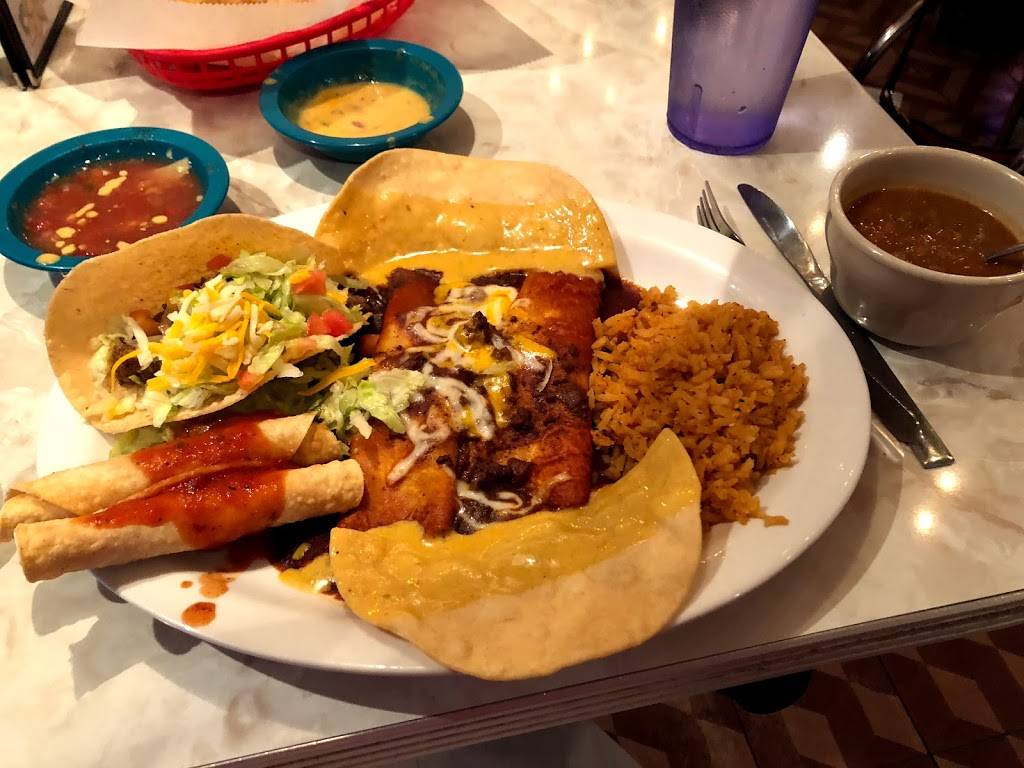 Chuys | restaurant | 15639 W, I-10, San Antonio, TX 78249, USA | 2105617747 OR +1 210-561-7747