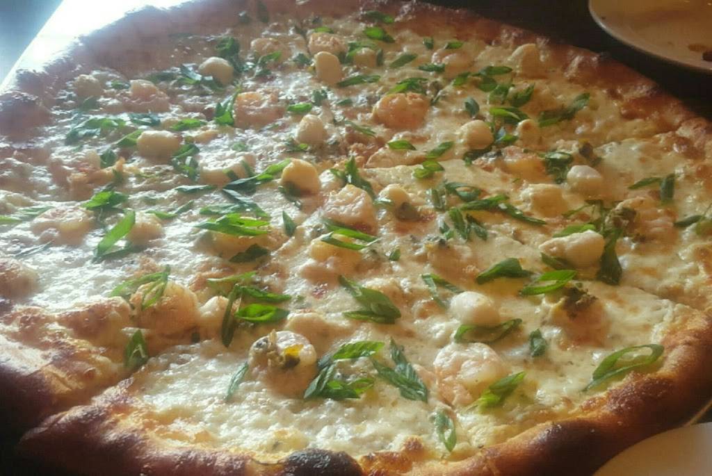 Spinning Dough | restaurant | 2935 Market St, Oakland, CA 94608, USA | 5102509882 OR +1 510-250-9882