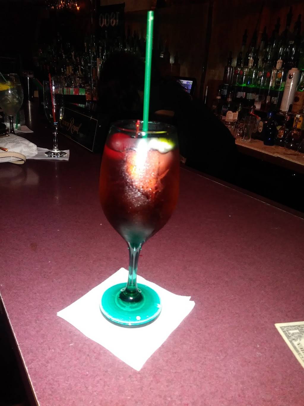 Family Den | restaurant | 8942 S Stony Island Ave, Chicago, IL 60617, USA | 7737348545 OR +1 773-734-8545