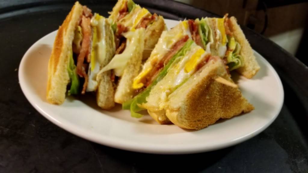 Village Towne Restaurant and Banquet Hall | restaurant | 11183 PA-61, Mt Carmel, PA 17851, USA | 5703392261 OR +1 570-339-2261