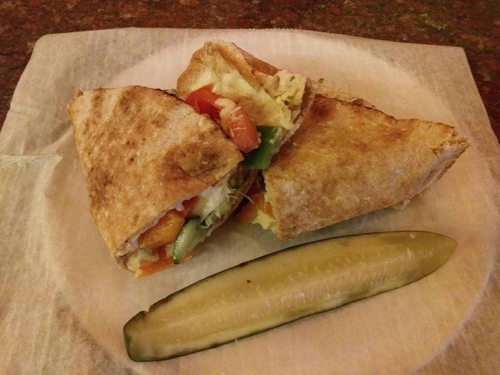 Munch | meal takeaway | 28500 Miles Rd, Solon, OH 44139, USA | 2162310922 OR +1 216-231-0922