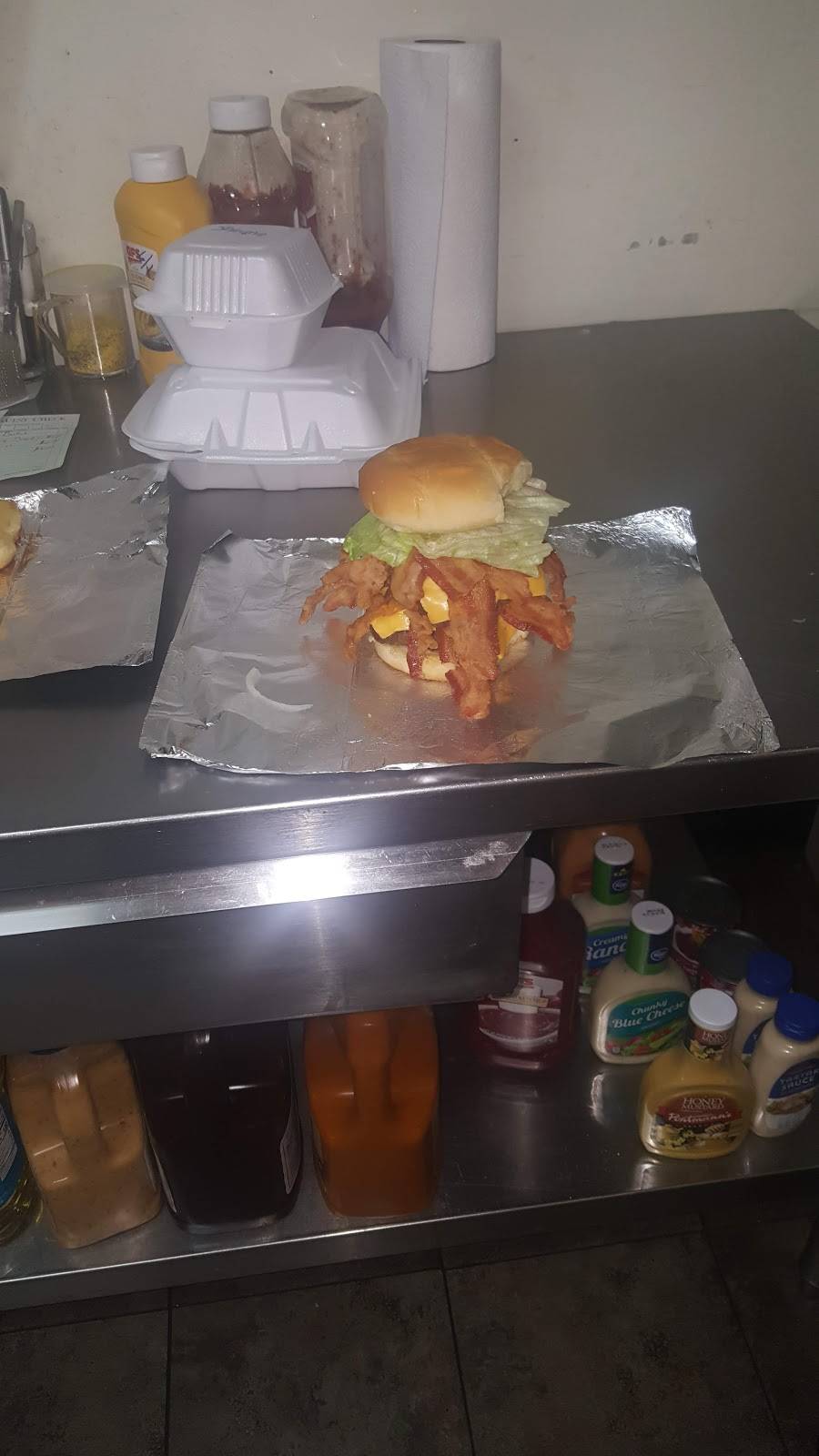 513 Lounge | restaurant | 613 N Verity Pkwy, Middletown, OH 45042, USA | 5138492174 OR +1 513-849-2174