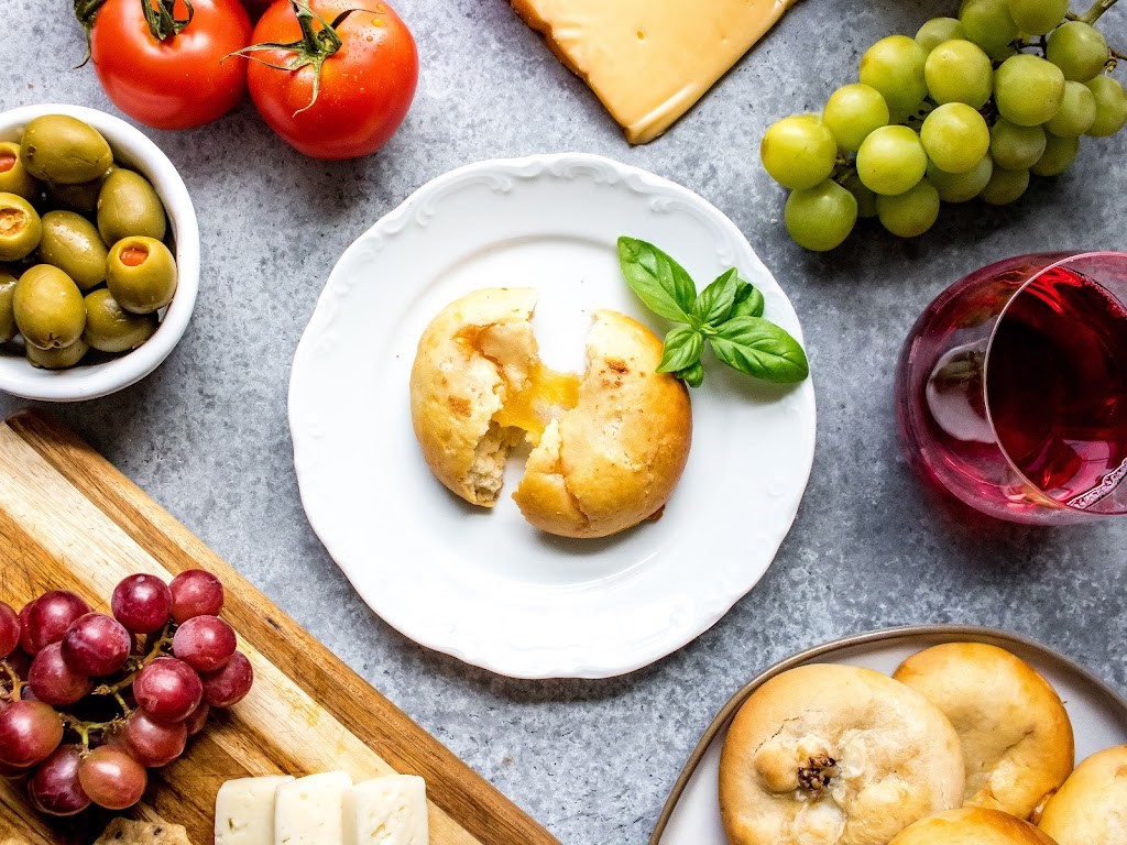 The Breakfast Rolls | bakery | 1904 Brookdale Rd, Naperville, IL 60563, USA | 3313330900 OR +1 331-333-0900