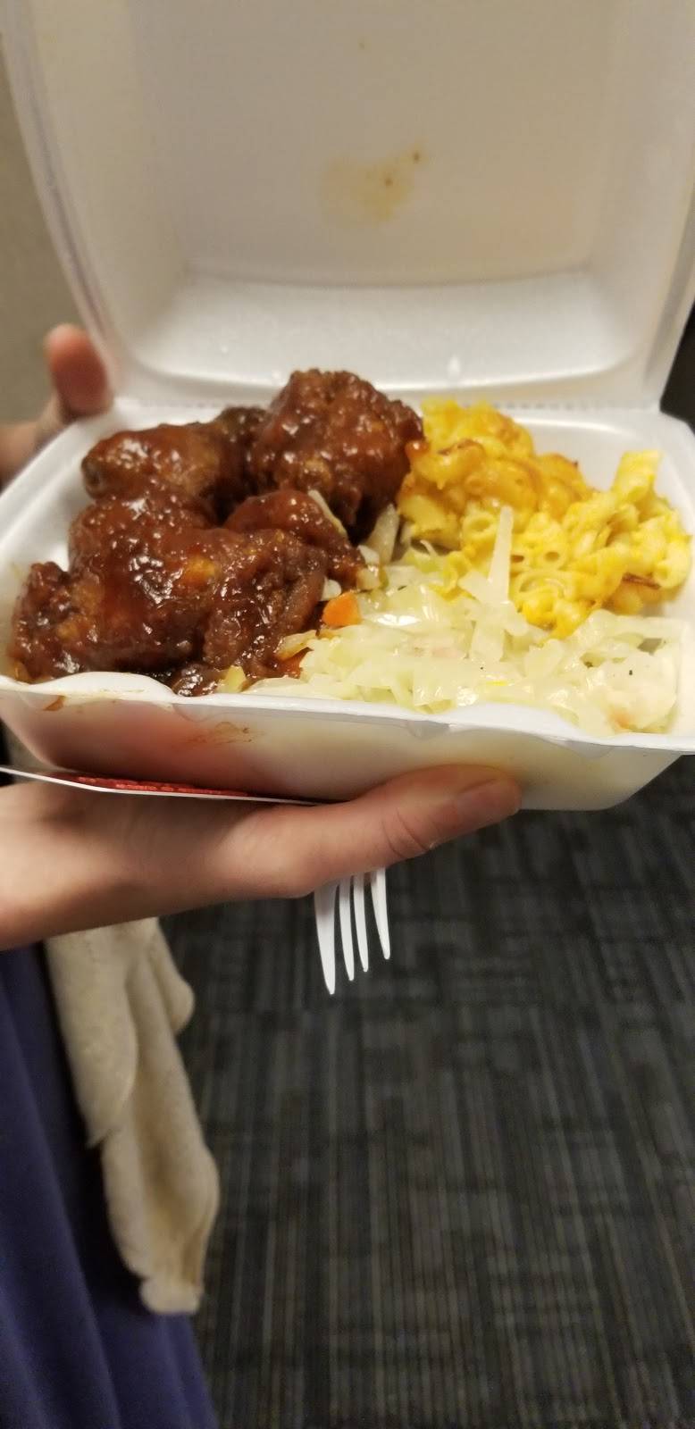 Jamaican Empire | restaurant | 663 N Clinton Ave, Trenton, NJ 08638, USA | 6093377951 OR +1 609-337-7951