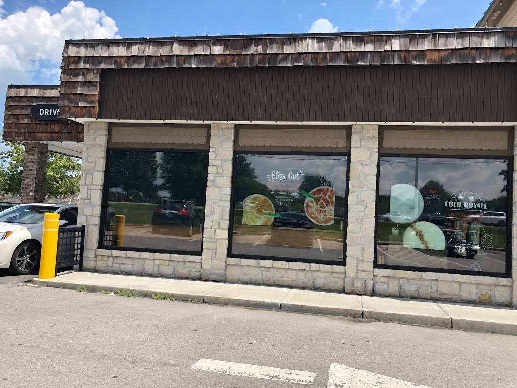 Starbucks | cafe | 125 SE, Rte 291, Lees Summit, MO 64063, USA | 8162465350 OR +1 816-246-5350