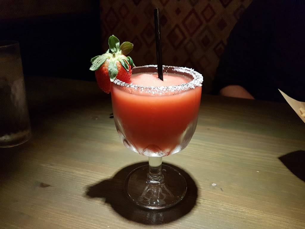 Lupe Tortilla | restaurant | 28302 US-290, Cypress, TX 77433, USA | 2817711120 OR +1 281-771-1120