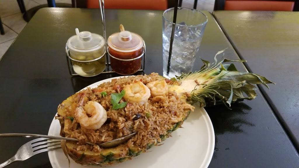 Sister House Thai Fusion | restaurant | 26879 Bouquet Canyon Rd, Santa Clarita, CA 91350, USA | 6612639911 OR +1 661-263-9911