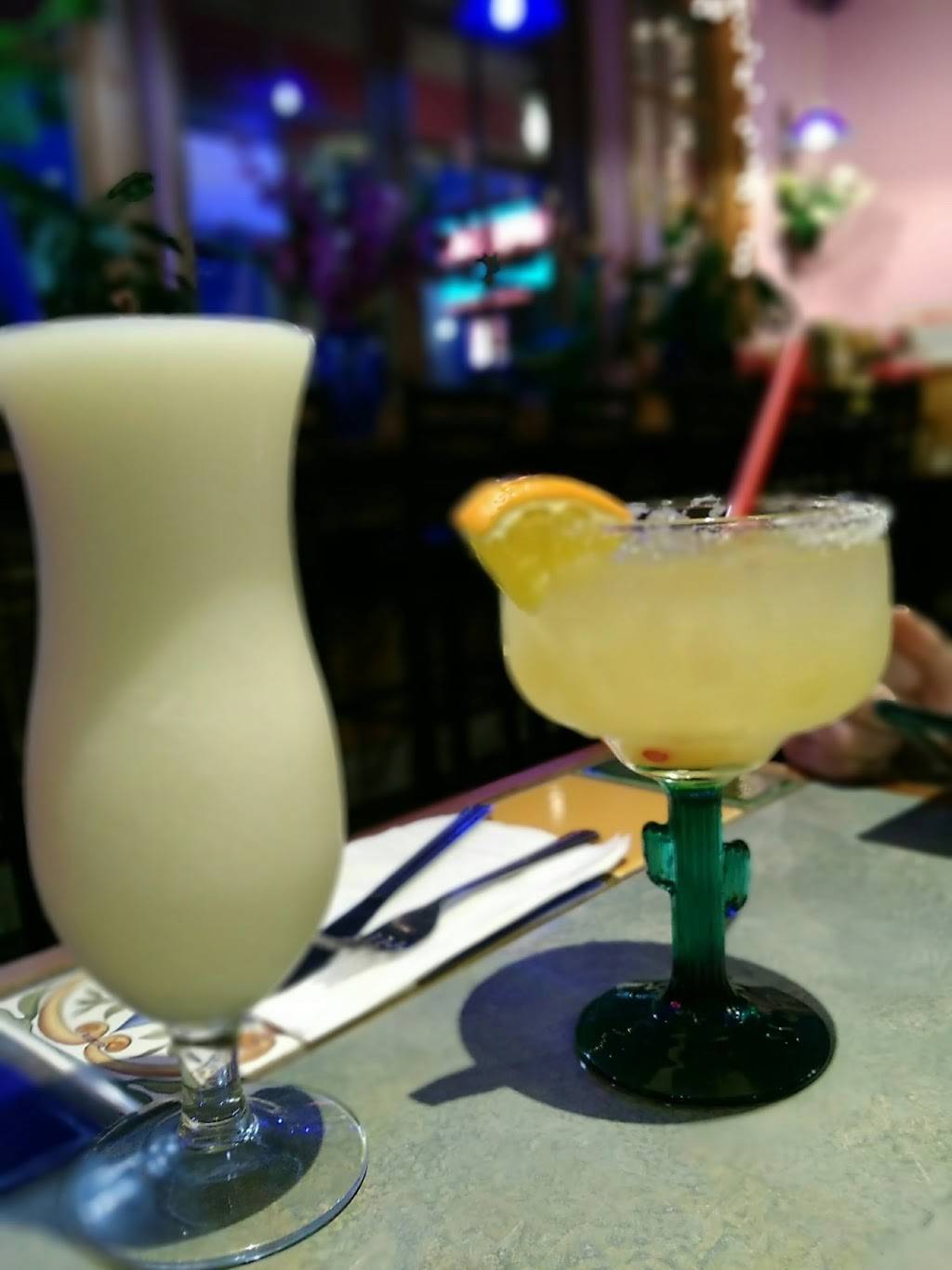 La Bamba Restaurant | restaurant | 4908 SE Powell Blvd, Portland, OR 97206, USA | 5034456341 OR +1 503-445-6341