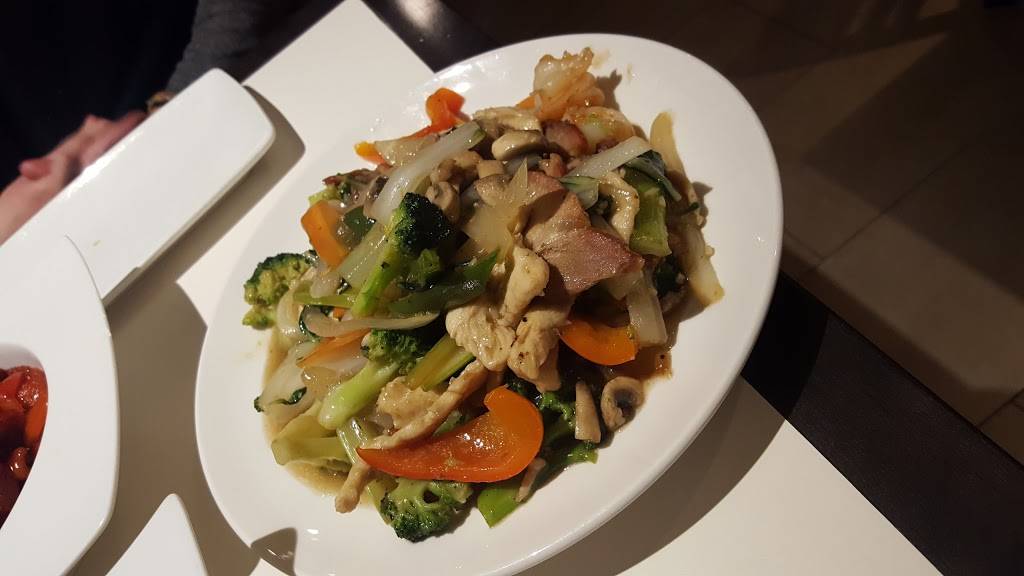 Enchanted Fusion Restaurant | restaurant | 278 Railway St, Southampton, ON N0H 2L0, Canada | 5197973930 OR +1 519-797-3930