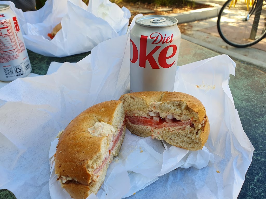 Izzys Brooklyn Bagels | bakery | 477 California Ave, Palo Alto, CA 94306, USA | 6503290700 OR +1 650-329-0700