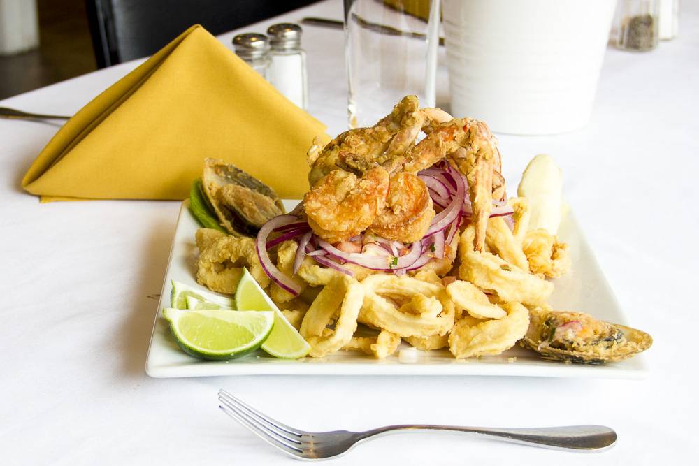 Ceviche Palace | restaurant | 1429 E Main St, Bridgeport, CT 06608, USA | 2038704404 OR +1 203-870-4404