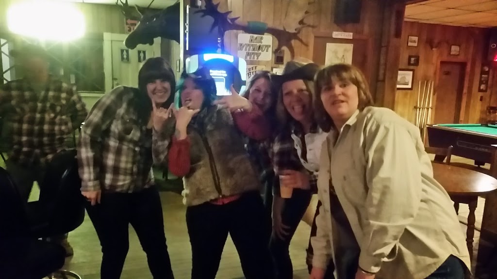 Solon Hotel | restaurant | 4 N Main St, Solon, ME 04979, USA | 2076432400 OR +1 207-643-2400