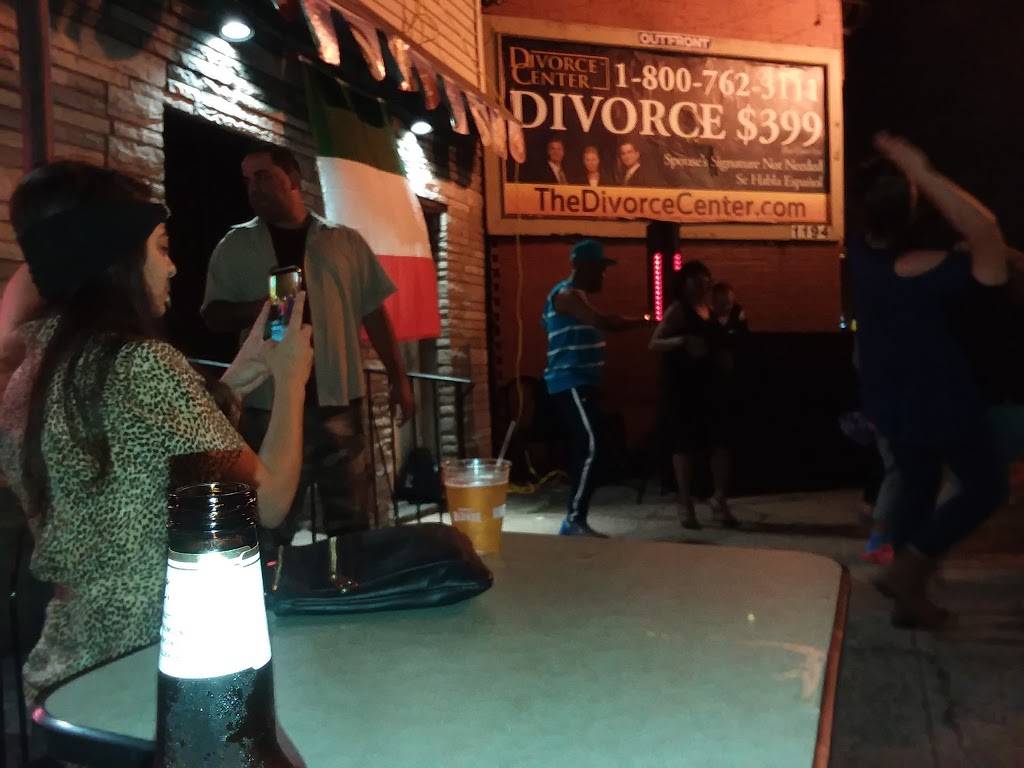 Astor Bar & Grill | restaurant | 725 Montgomery St, Jersey City, NJ 07306, USA | 2013339595 OR +1 201-333-9595