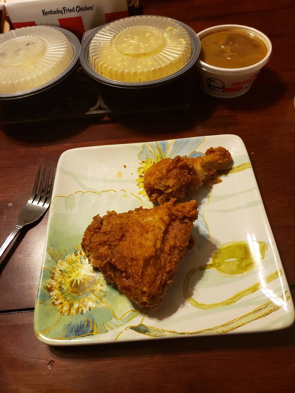 KFC | restaurant | 21566 N John Wayne Pkwy, Maricopa, AZ 85139, USA | 5205686626 OR +1 520-568-6626