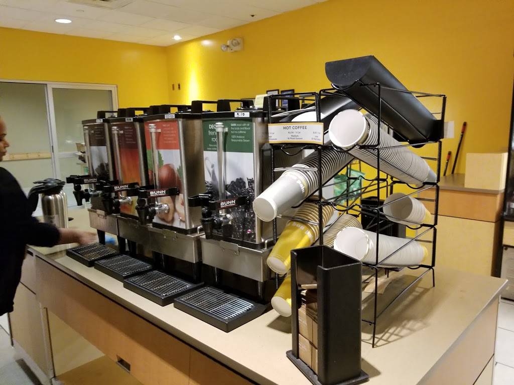 Au Bon Pain | cafe | 1 Laguardia Airport, Flushing, NY 11371, USA | 7186392516 OR +1 718-639-2516