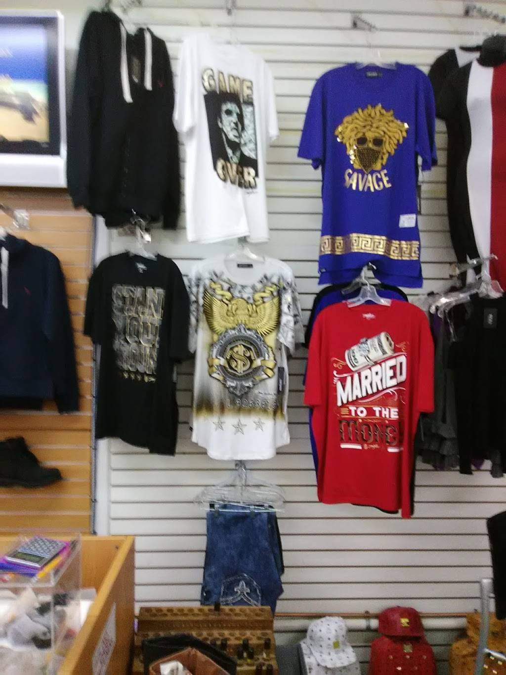 DelPointe Food Center | meal takeaway | 16700 Harper Ave, Detroit, MI 48224, USA | 3138867700 OR +1 313-886-7700