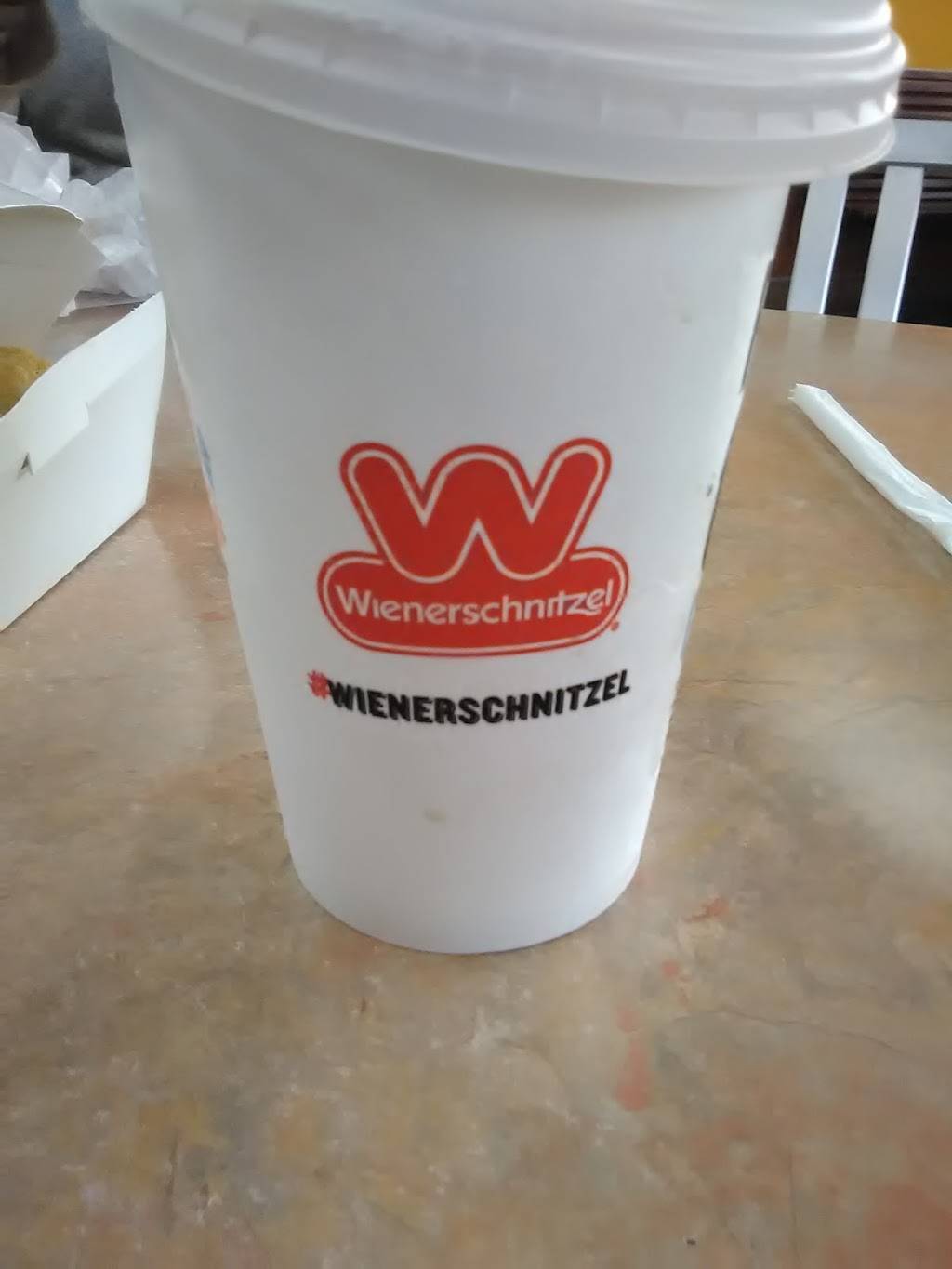 Wienerschnitzel | restaurant | 10221 Artesia Blvd, Bellflower, CA 90706, USA | 5628665596 OR +1 562-866-5596