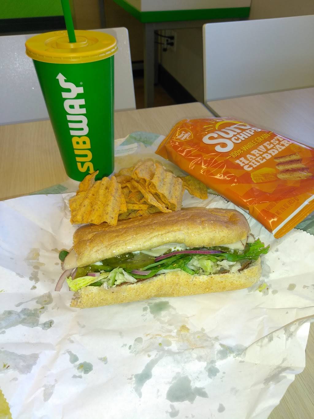 Subway | meal takeaway | 601 Greenfield Ct, Fort Collins, CO 80524, USA | 9708932725 OR +1 970-893-2725