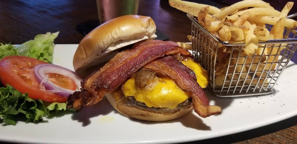 Miller Tavern & Beer Garden | restaurant | 1650 E Randol Mill Rd STE 110, Arlington, TX 76011, USA | 8177691552 OR +1 817-769-1552