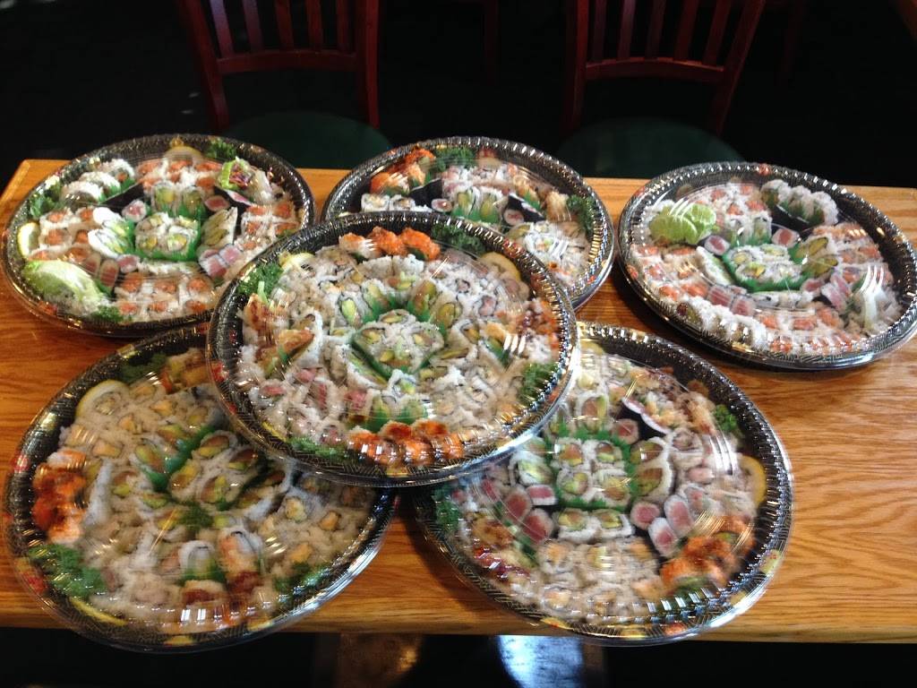 Akebono Fusion Sushi | restaurant | 252 Broadway Greenlawn, Huntington, NY 11743, USA | 6312628800 OR +1 631-262-8800