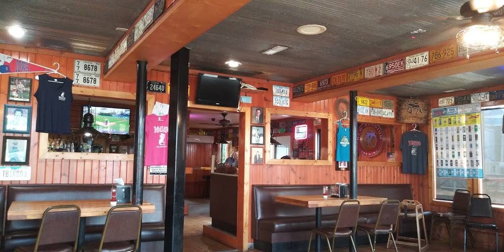 Mullets Restaurant | restaurant | 1300 SE 1st St #1253, Des Moines, IA 50315, USA | 5152441443 OR +1 515-244-1443