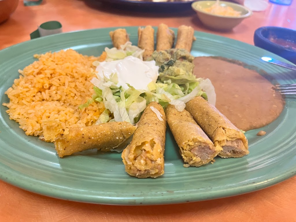 Los Cabos | Mexican Restaurant | restaurant | 120 W Pine St, Pinedale, WY 82941, USA | 3073676781 OR +1 307-367-6781