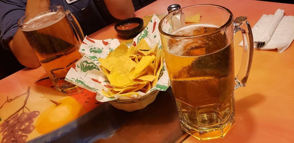 El Tapatio Cafe & Cantina | restaurant | 2401 S Austin Ave, Denison, TX 75020, USA | 9034169097 OR +1 903-416-9097