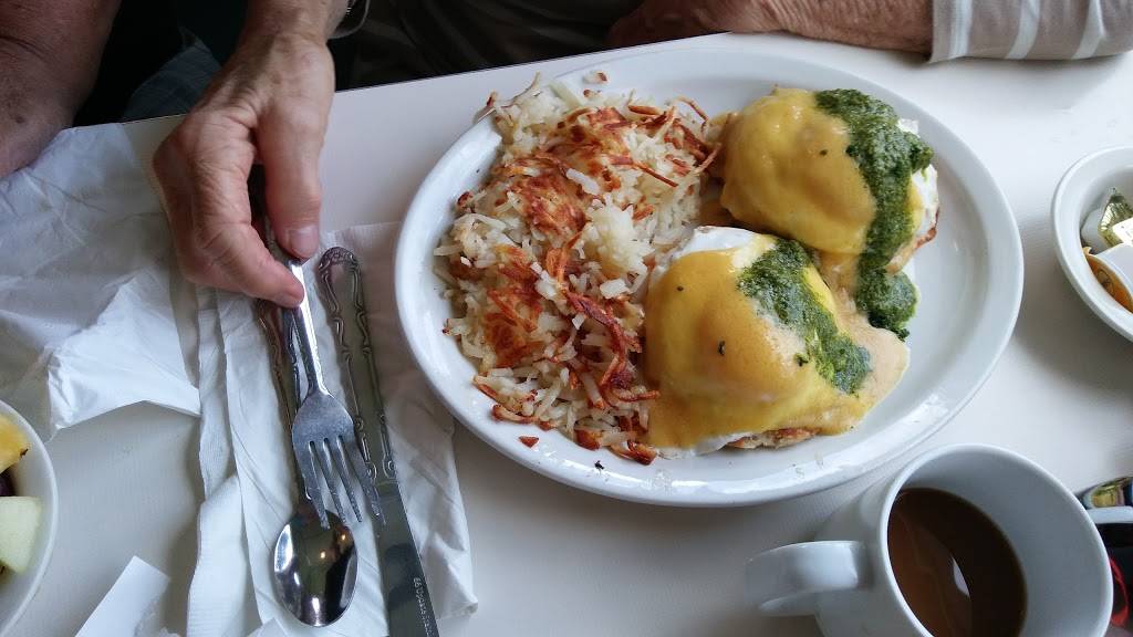 Broadway Diner | restaurant | 304 Broadway St, Baraboo, WI 53913, USA | 6083563287 OR +1 608-356-3287