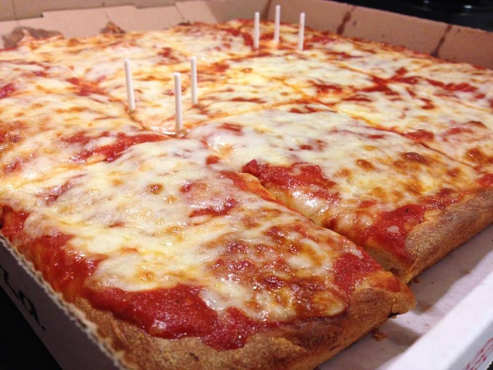 Romanos Pizza | restaurant | 55 Surrey Cir, Shirley, NY 11967, USA | 6313990888 OR +1 631-399-0888