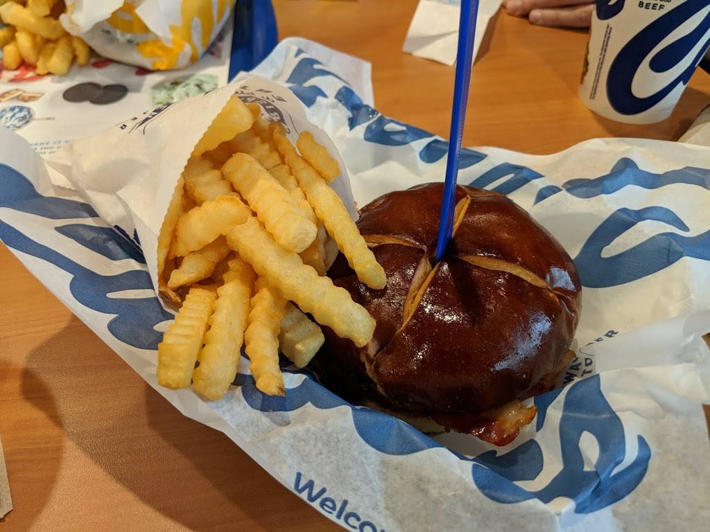 Culvers | restaurant | 3202 White Bear Ave, White Bear Lake, MN 55110, USA | 6513300393 OR +1 651-330-0393