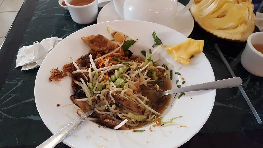 Noodle House | restaurant | 2004 N Broadwell Ave, Grand Island, NE 68803, USA | 3086752588 OR +1 308-675-2588