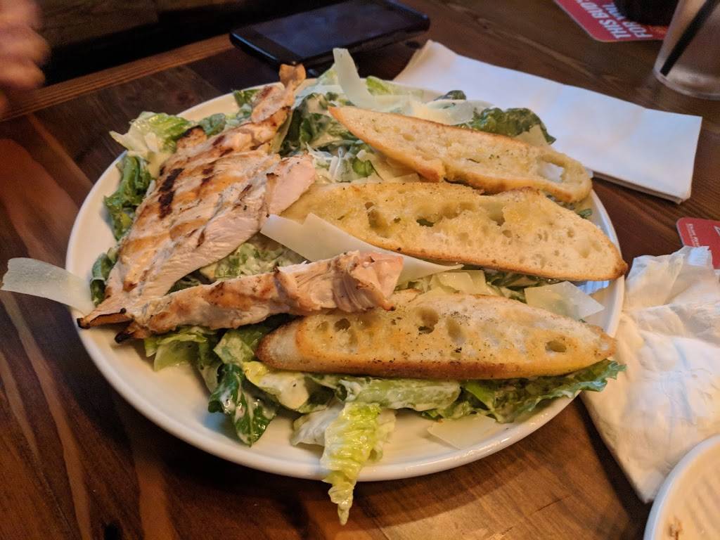 Grumpy Goat Tavern - Ankeny | restaurant | 810 E 1st St, Ankeny, IA 50021, USA | 5155122100 OR +1 515-512-2100