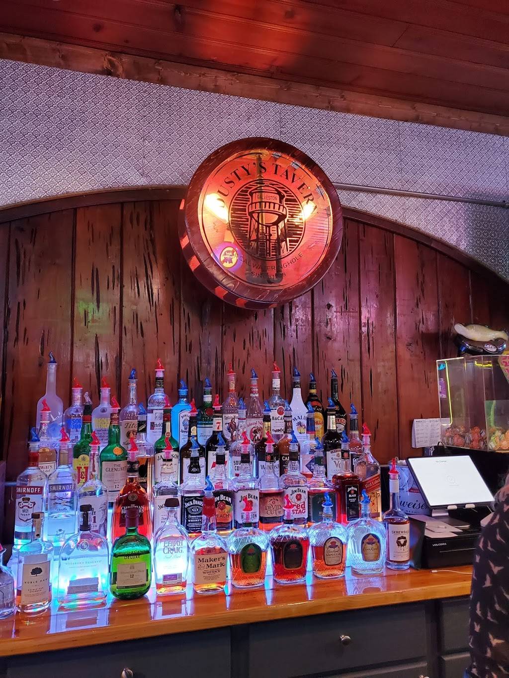 Dustys Tavern | restaurant | 116 N, Sycamore St, Galveston, IN 46932, USA | 5746997495 OR +1 574-699-7495