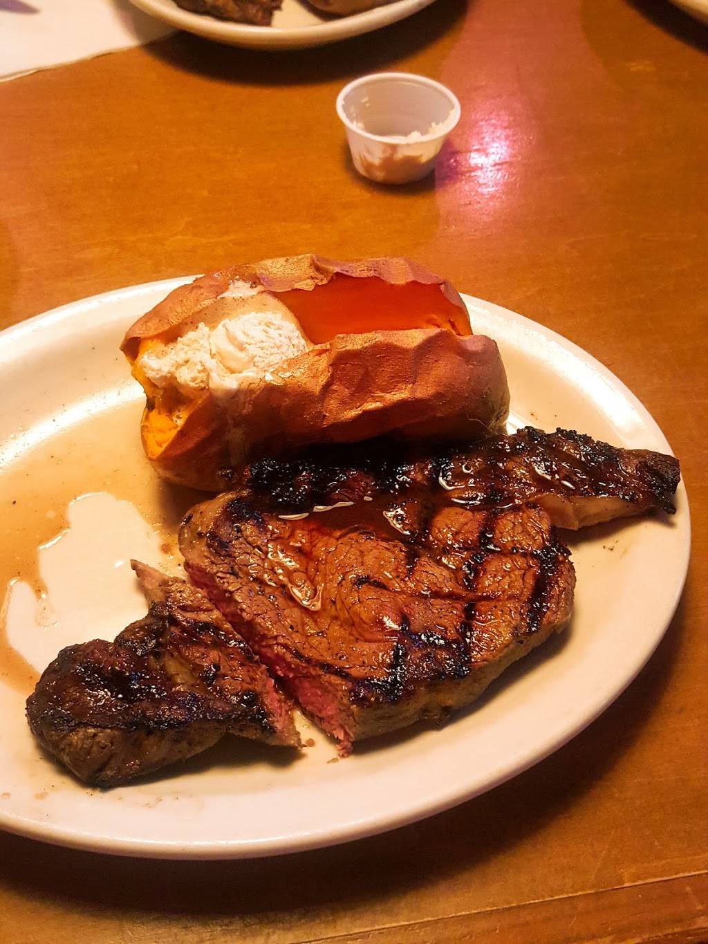 Texas Roadhouse | restaurant | 4381 Canal Ave SW, Grandville, MI 49418, USA | 6165307427 OR +1 616-530-7427
