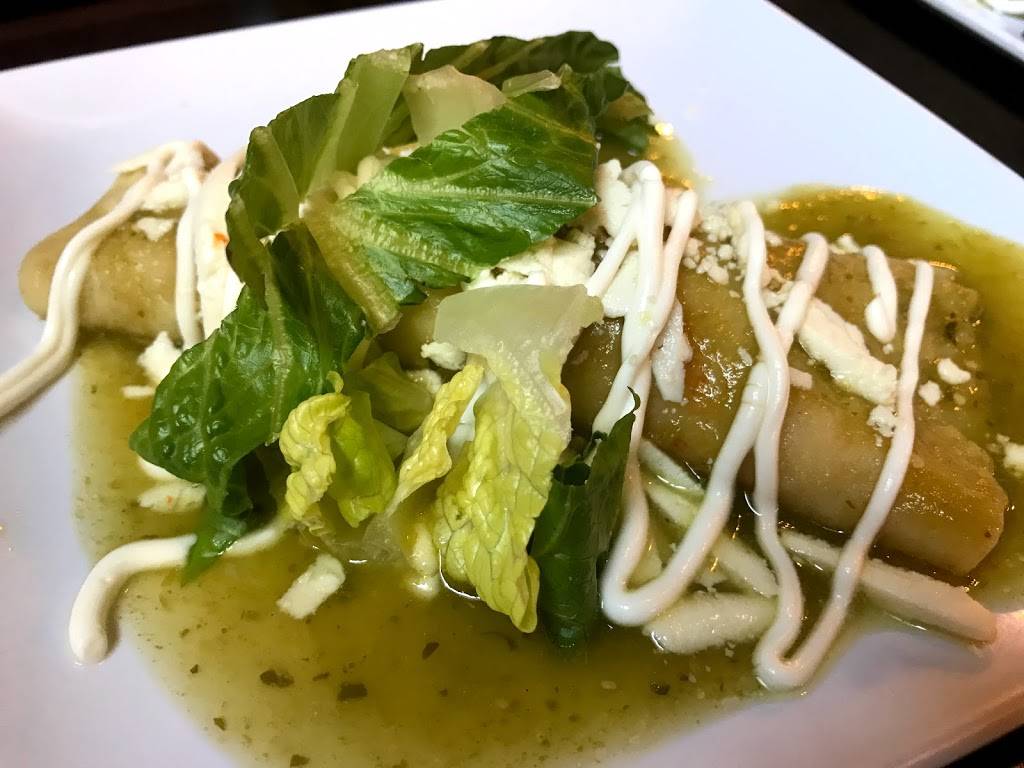 Magalys Tamales | restaurant | 134 N Maclay Ave, San Fernando, CA 91340, USA | 8188373524 OR +1 818-837-3524